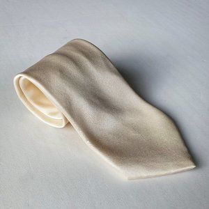 Brioni Pearl Silk Tie